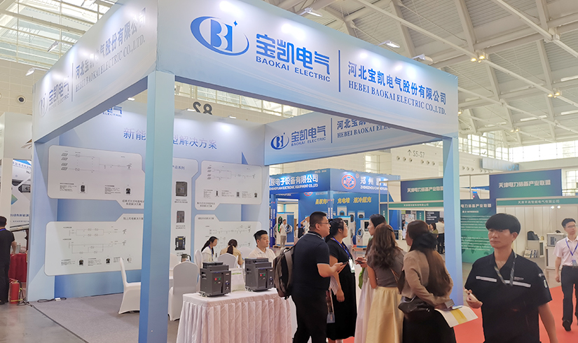 暴击行业天花板！jinnian金年会硬核技术亮相天津清洁能源展，引央视记者及能源产业巨头现场“挖宝”